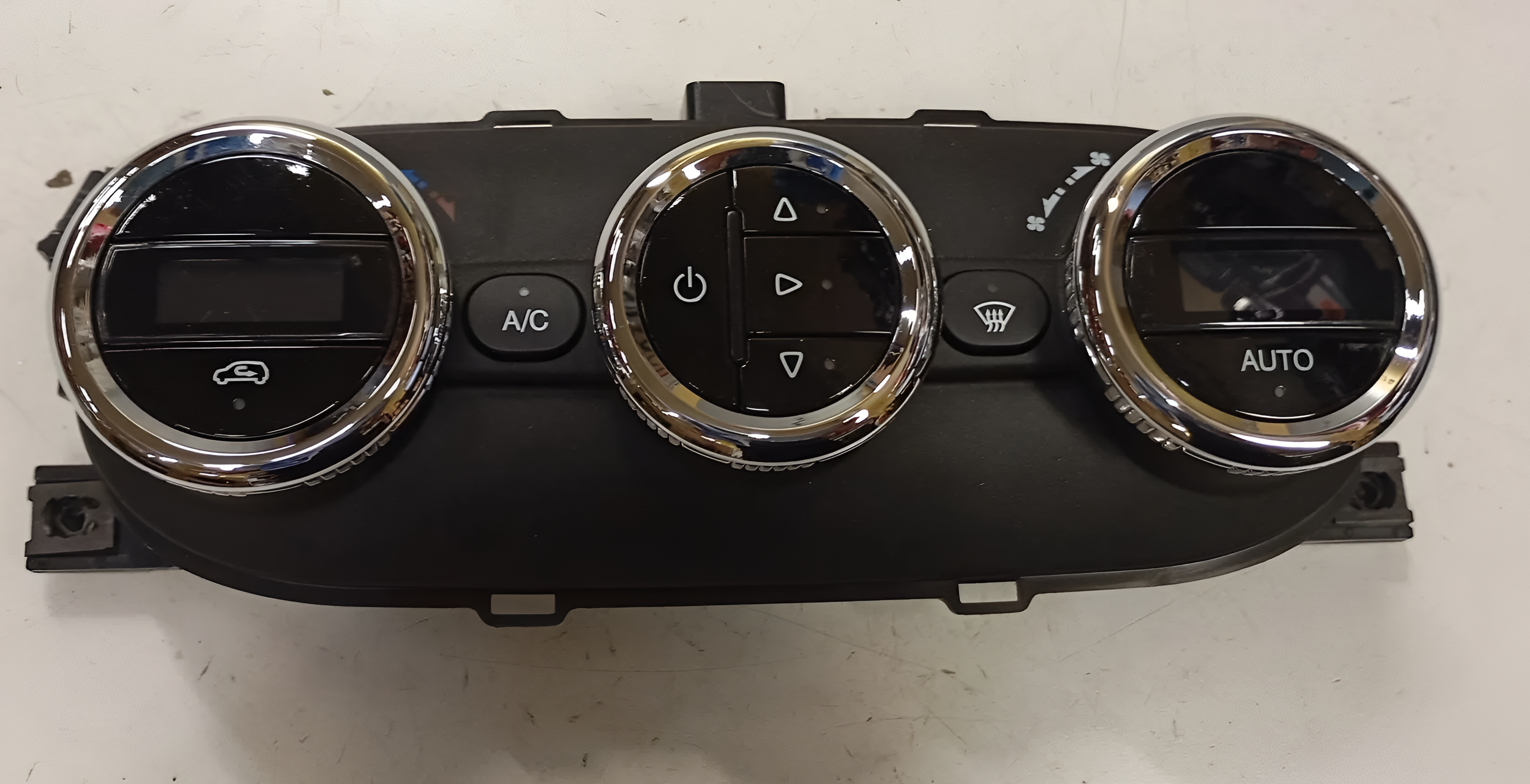 Iveco Air Conditioning Control Panel